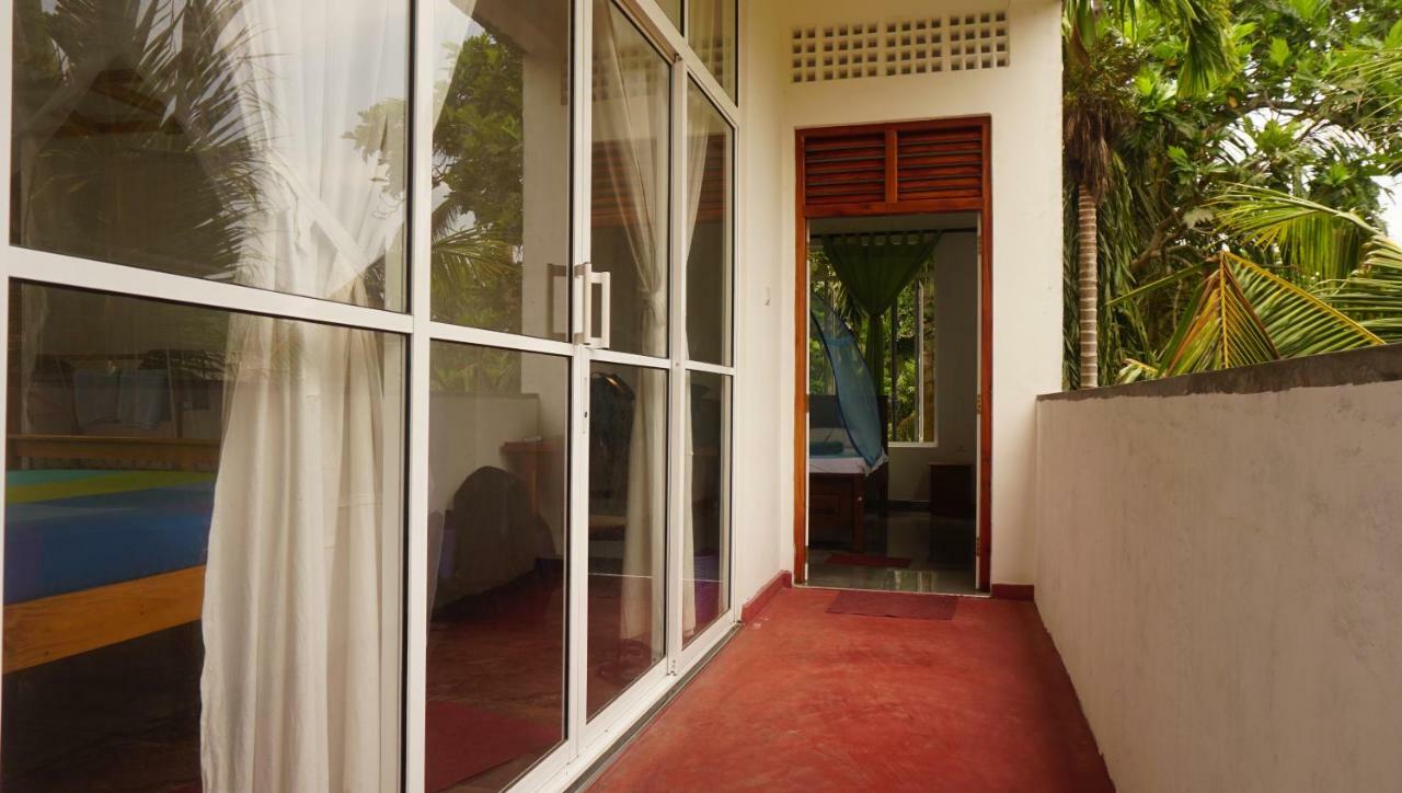 Mallika Resort Mirissa Exterior foto